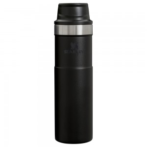 Stanley CLASSIC TRIGGER-ACTION TRAVEL MUG | 20 OZ Black 2.0 | 83045-CPZV