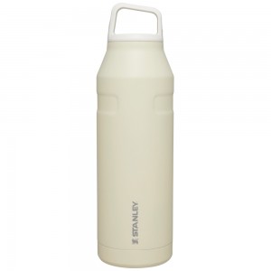 Stanley ICEFLOW™ BOTTLE WITH CAP AND CARRY+ LID | 50 OZ Cream Glimmer | 76351-ZYHG