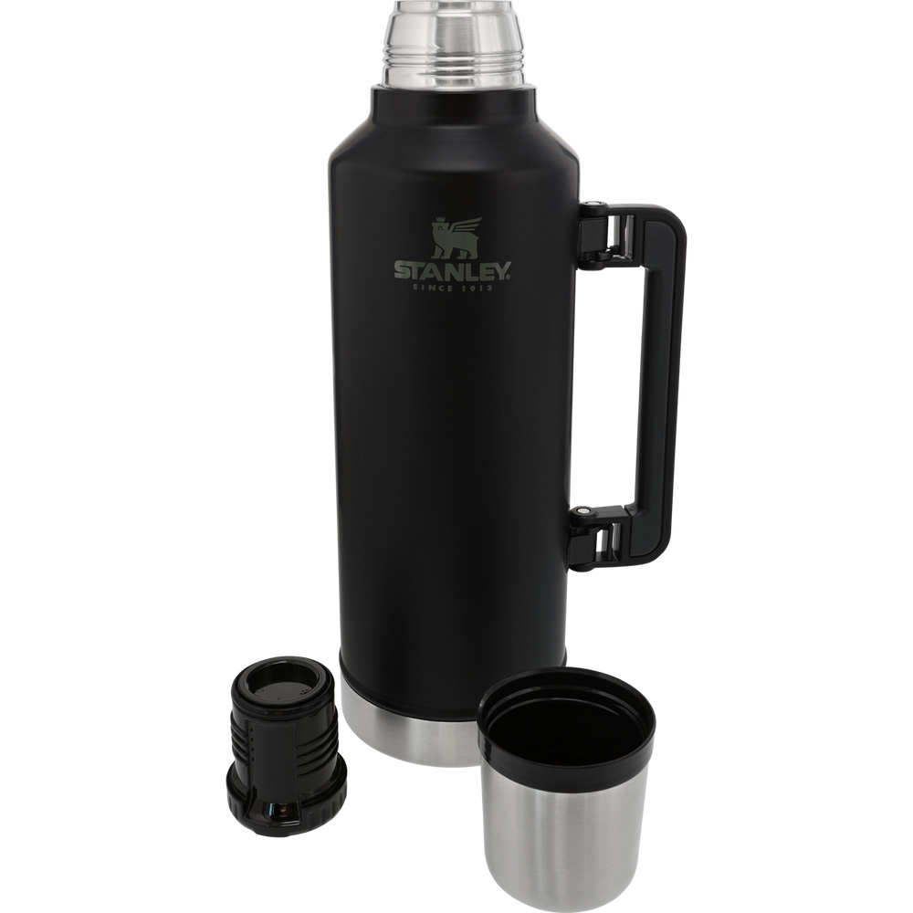 Stanley CLASSIC LEGENDARY BOTTLE | 2.5 QT Matte Black | 48937-SWIG