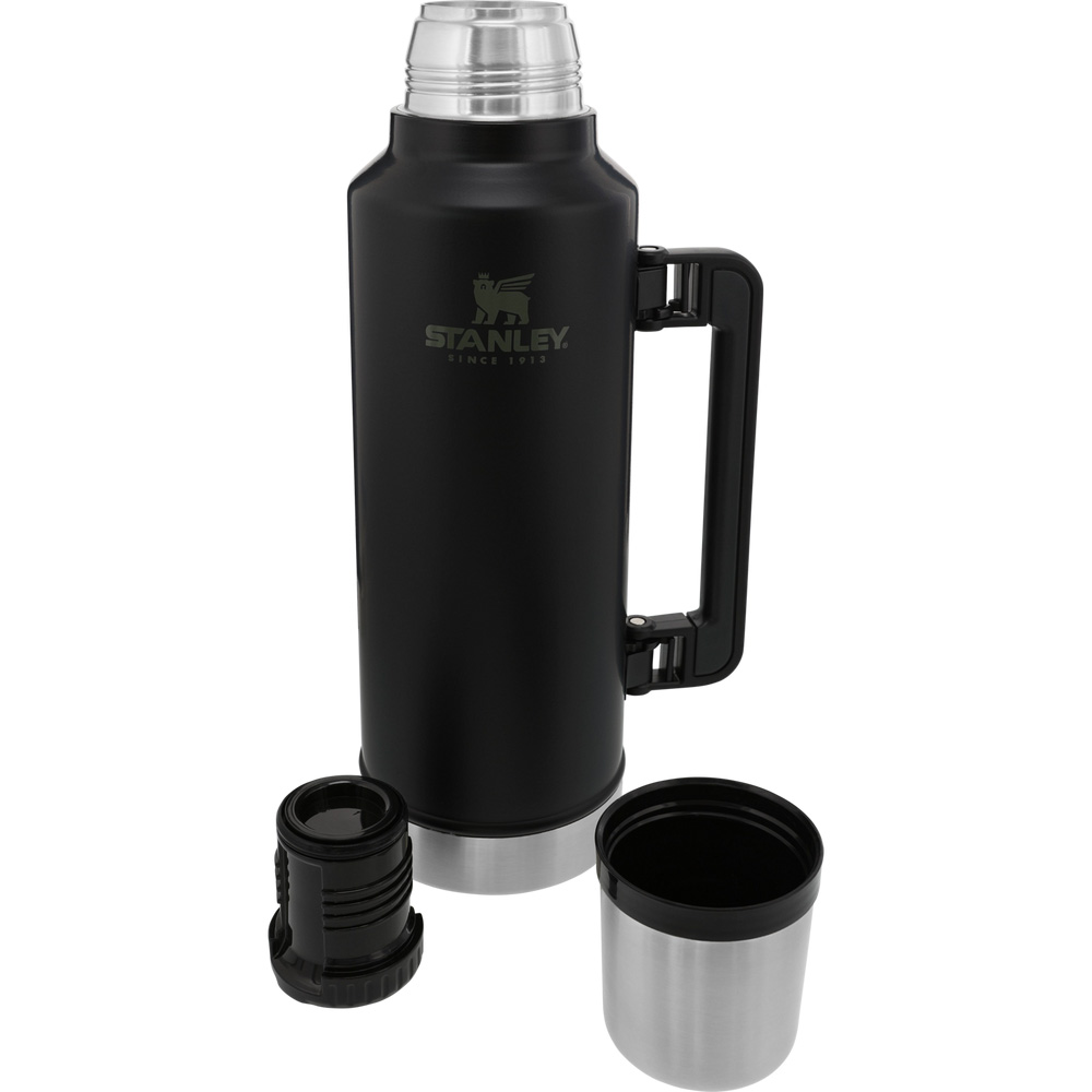 Stanley CLASSIC LEGENDARY BOTTLE | 2 QT Matte Black | 81426-VWPK