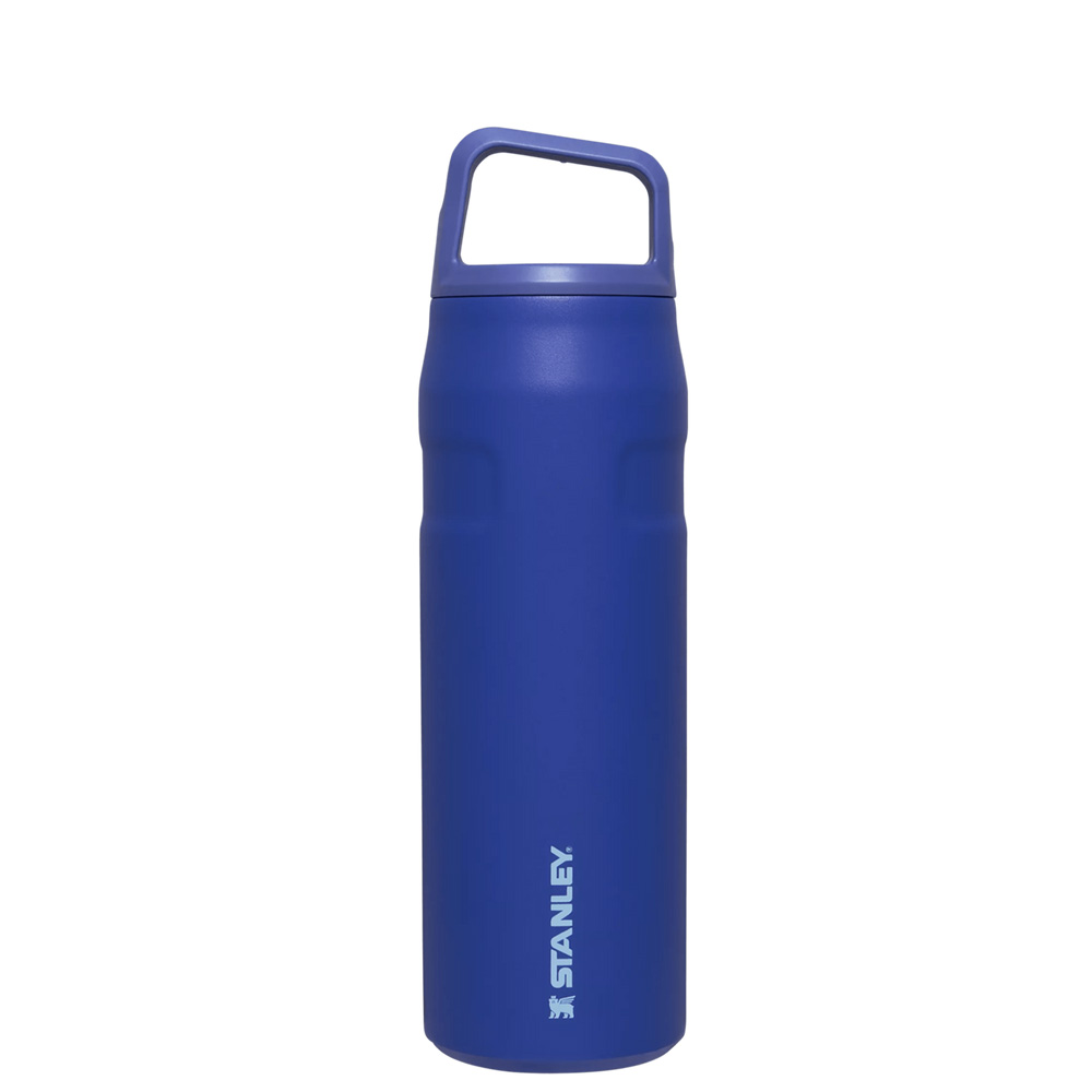 Stanley ICEFLOW™ BOTTLE WITH CAP AND CARRY+ LID | 24 OZ Lapis | 70634-YVDZ