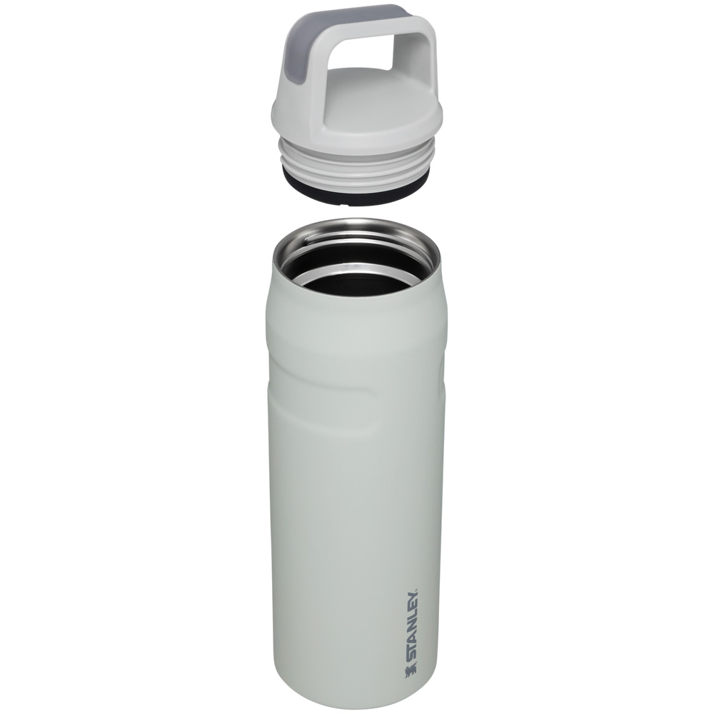 Stanley ICEFLOW™ BOTTLE WITH CAP AND CARRY+ LID | 24 OZ Fog Glimmer | 41509-KIGX