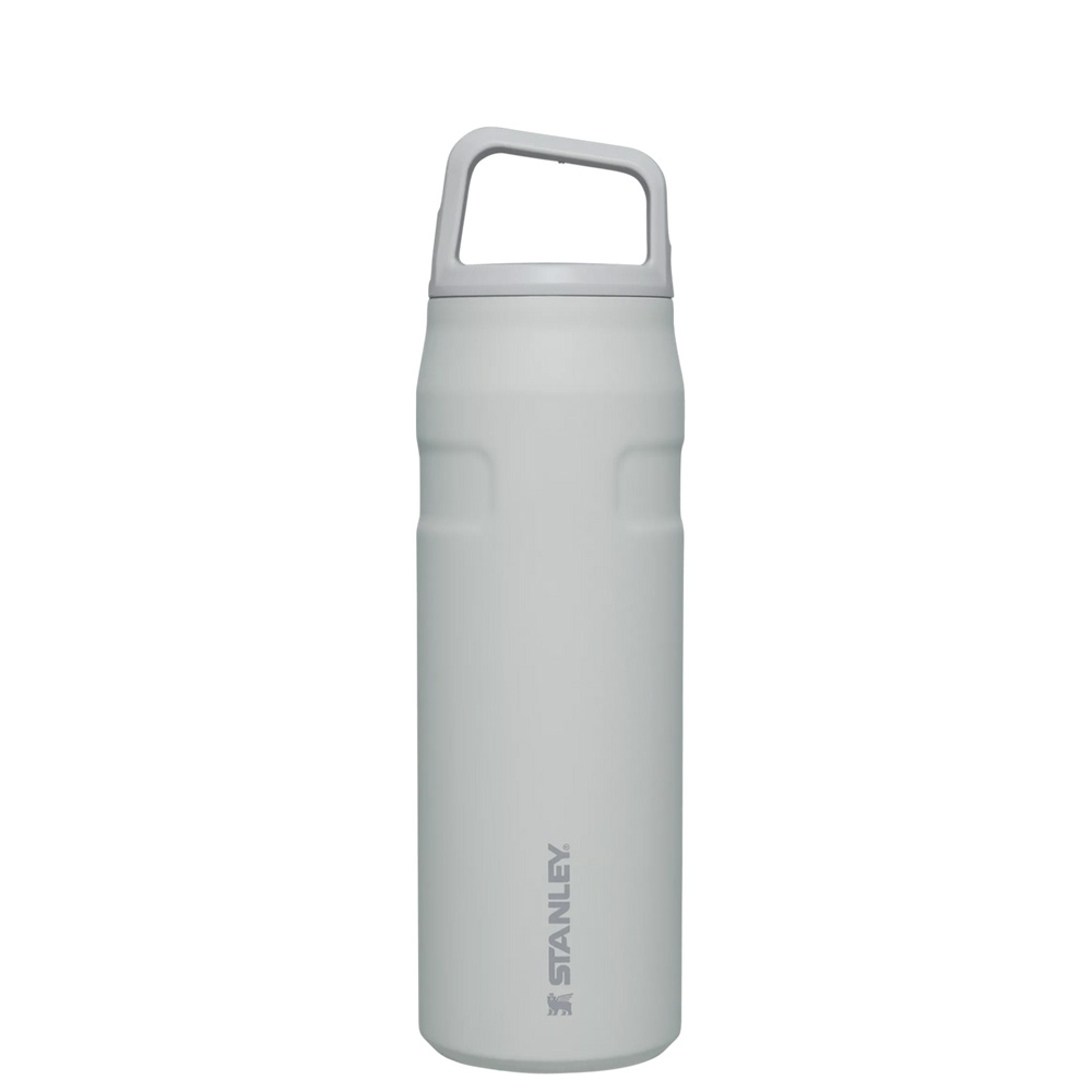 Stanley ICEFLOW™ BOTTLE WITH CAP AND CARRY+ LID | 24 OZ Fog Glimmer | 41509-KIGX