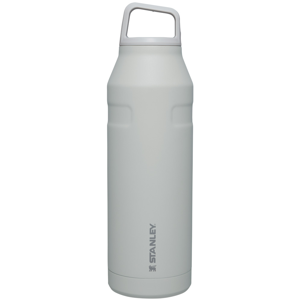 Stanley ICEFLOW™ BOTTLE WITH CAP AND CARRY+ LID | 50 OZ Fog Glimmer | 13297-WLXN