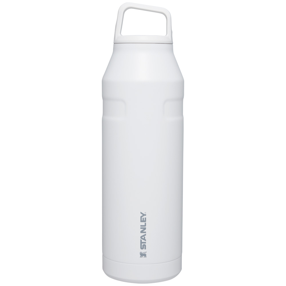 Stanley ICEFLOW™ BOTTLE WITH CAP AND CARRY+ LID | 50 OZ Polar | 43809-TCJW