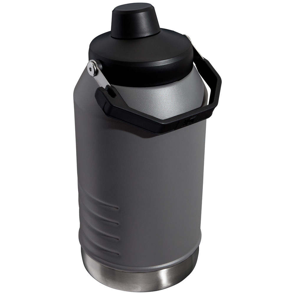 Stanley ICEFLOW™ JUG WITH FAST FLOW LID | 64 OZ Charcoal | 02953-ZCUM