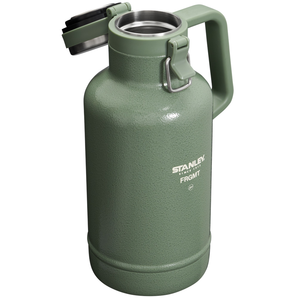 Stanley THE STANLEY AND FRGMT CLASSIC VACUUM GROWLER | 64 OZ Hammertone Green | 29816-QOTZ